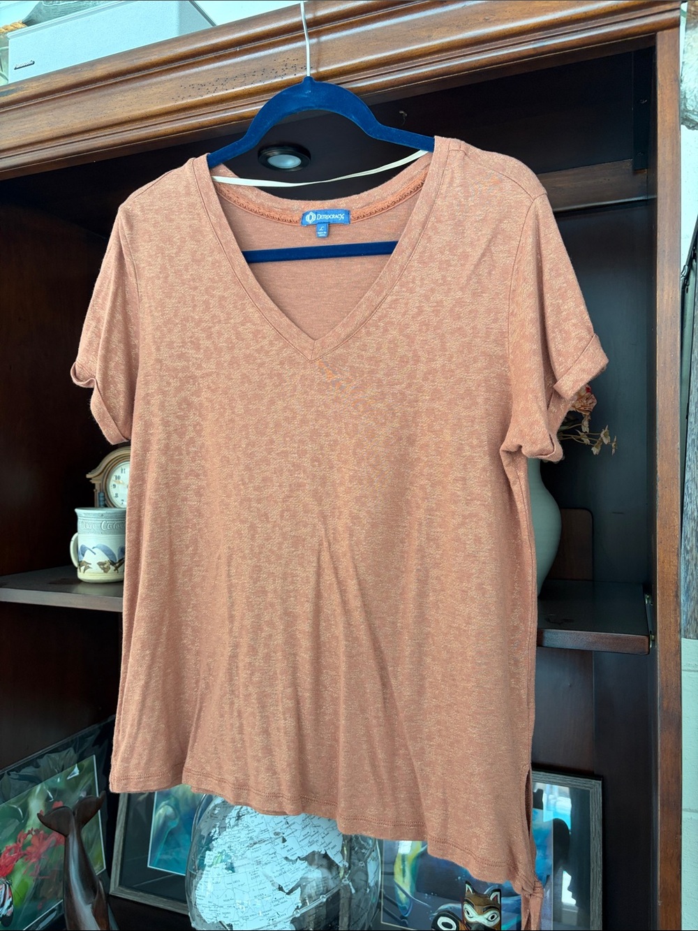 Democracy Heathered Rust V-Neck Short Sleeve Tee